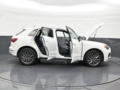 2022 Audi Q3 Premium 40 TFSI quattro Tiptronic
