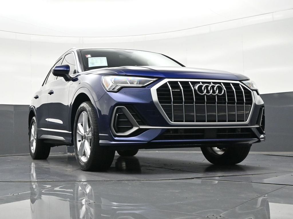 2023 Audi Q3 S line Premium Plus