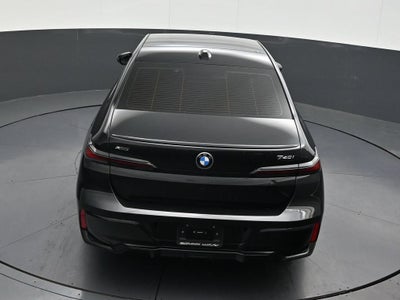 2025 BMW 740i xDrive
