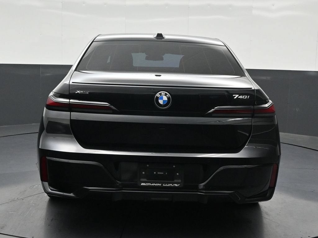 2025 BMW 740i xDrive
