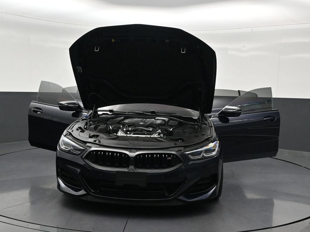 2025 BMW 8 Series M850i