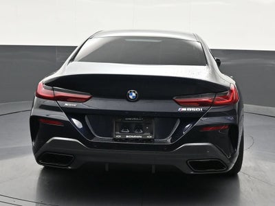 2025 BMW 8 Series M850i