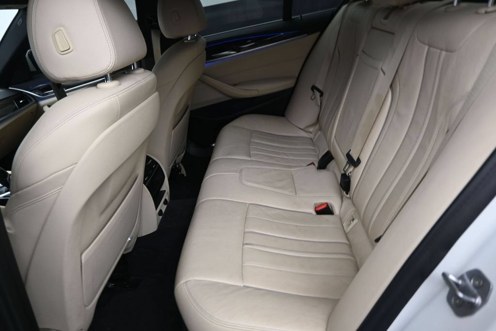 2019 BMW 5 Series 530i