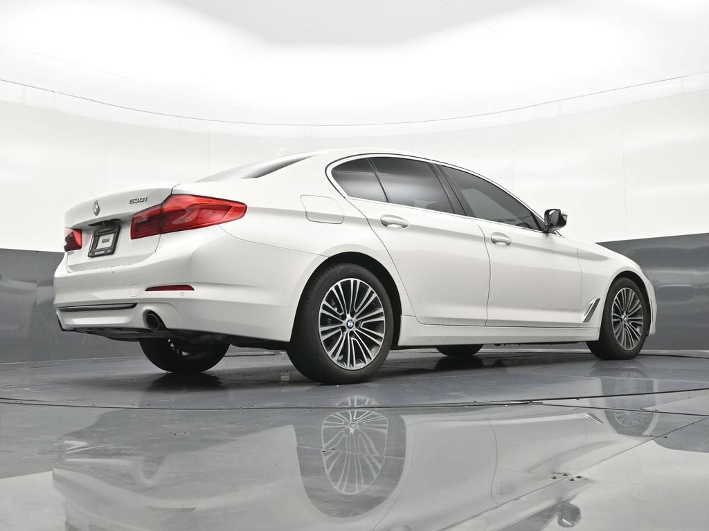 2019 BMW 5 Series 530i