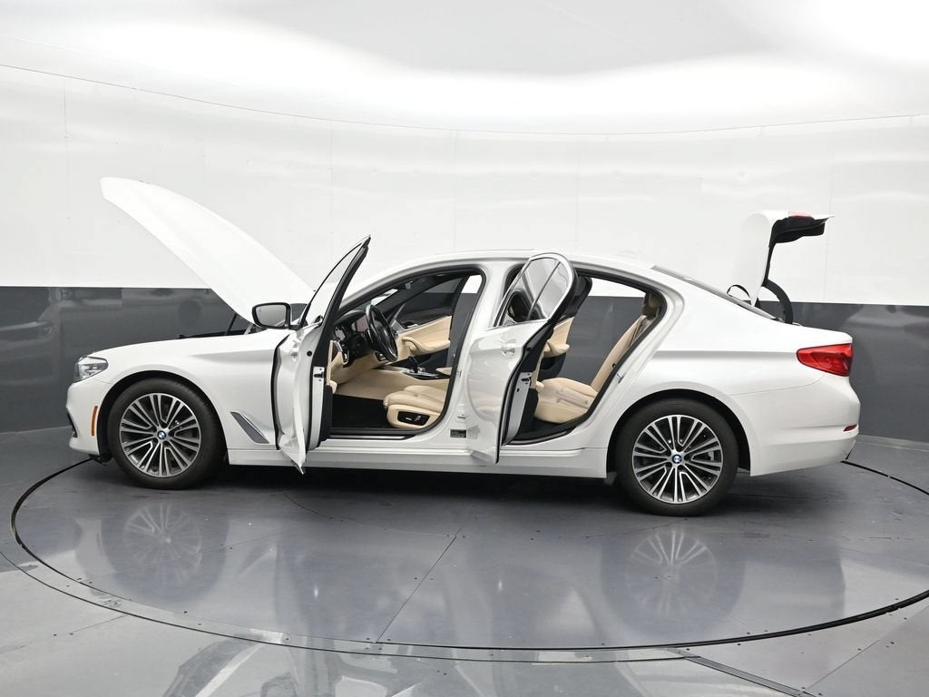 2019 BMW 5 Series 530i