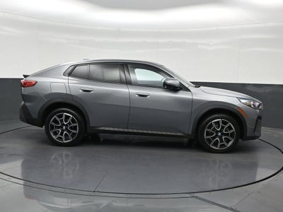 2025 BMW X2 xDrive28i