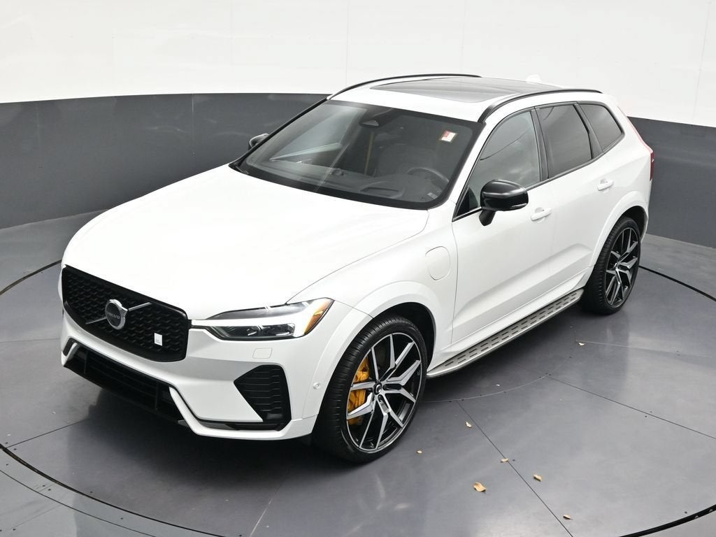 2022 Volvo XC60 Recharge Plug-In Hybrid T8 Polestar Engineered