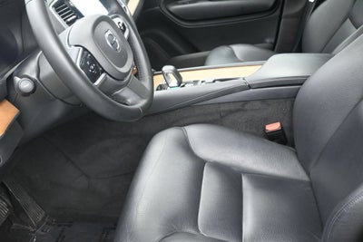 2024 Volvo XC90 B6 Plus Bright Theme 7-Seater