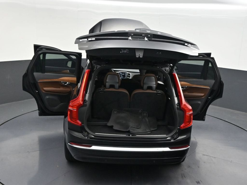 2024 Volvo XC90 Plus Bright Theme