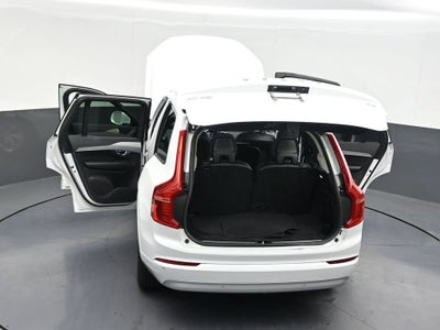 2022 Volvo XC90 Momentum