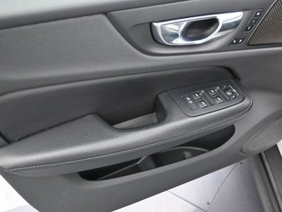 2022 Volvo V60 Cross Country 4DR AWD T5