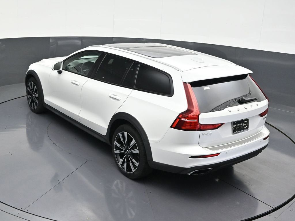 2022 Volvo V60 Cross Country 4DR AWD T5