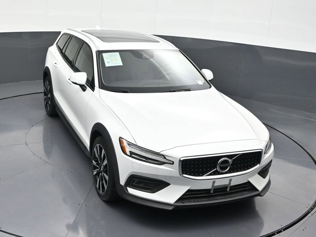 2022 Volvo V60 Cross Country 4DR AWD T5