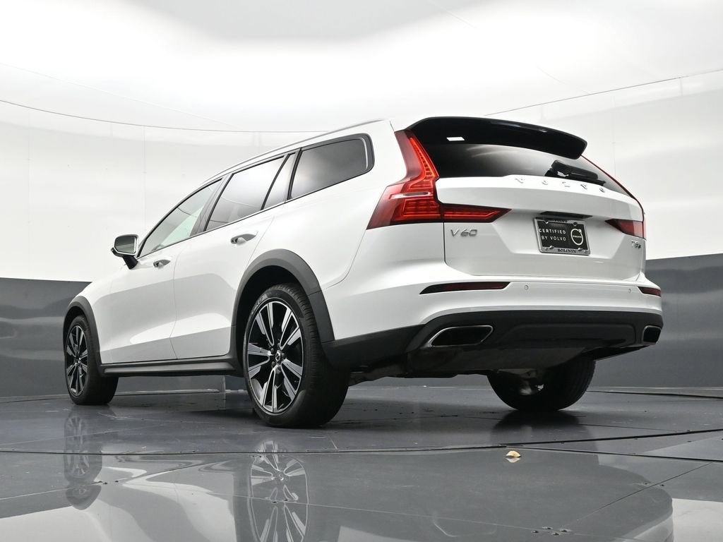 2022 Volvo V60 Cross Country 4DR AWD T5