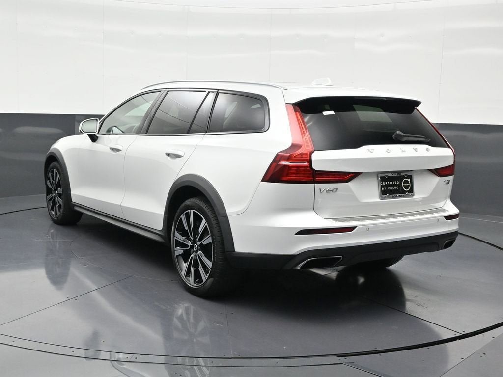 2022 Volvo V60 Cross Country 4DR AWD T5
