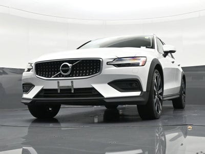 2022 Volvo V60 Cross Country 4DR AWD T5