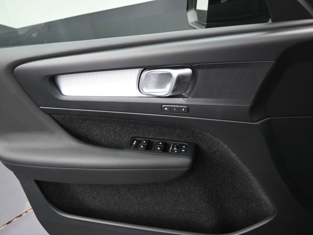 2019 Volvo XC40 Momentum