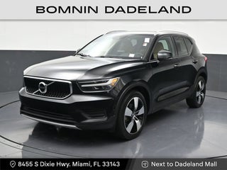 2019 Volvo XC40 Momentum