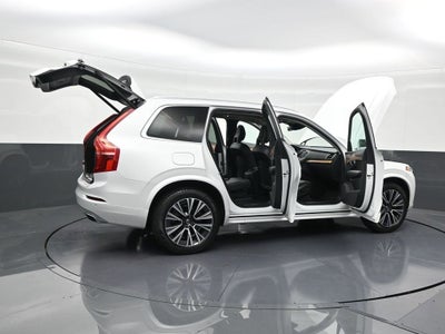 2021 Volvo XC90 Momentum