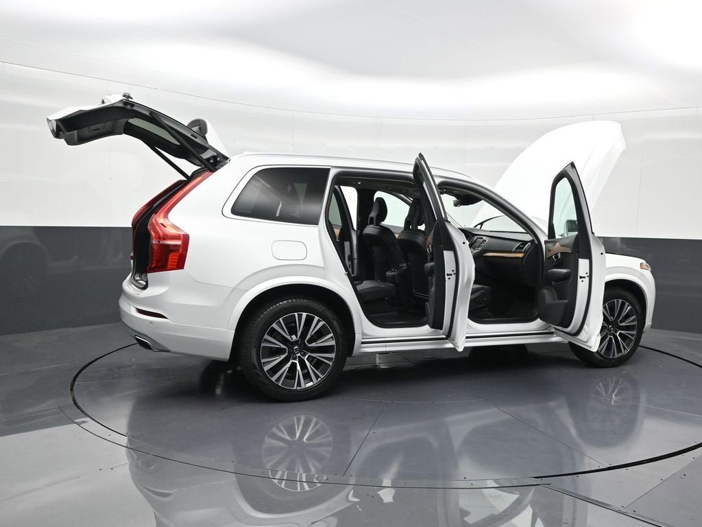 2021 Volvo XC90 Momentum