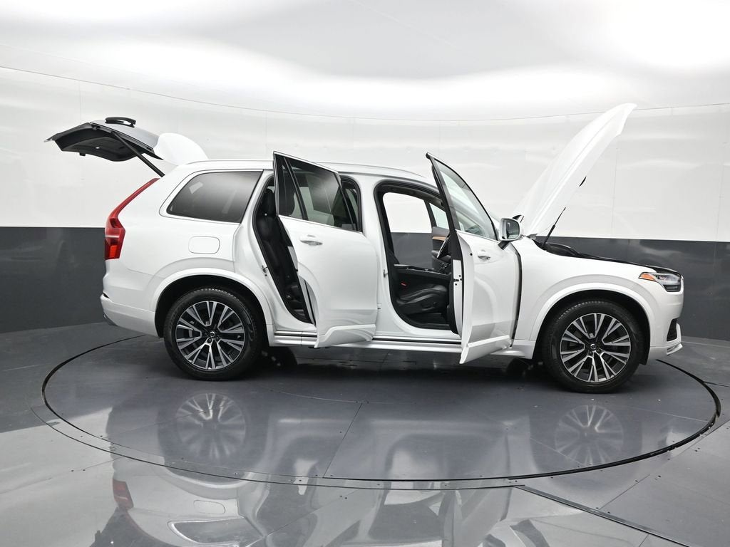 2021 Volvo XC90 Momentum