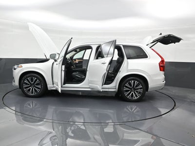 2021 Volvo XC90 Momentum