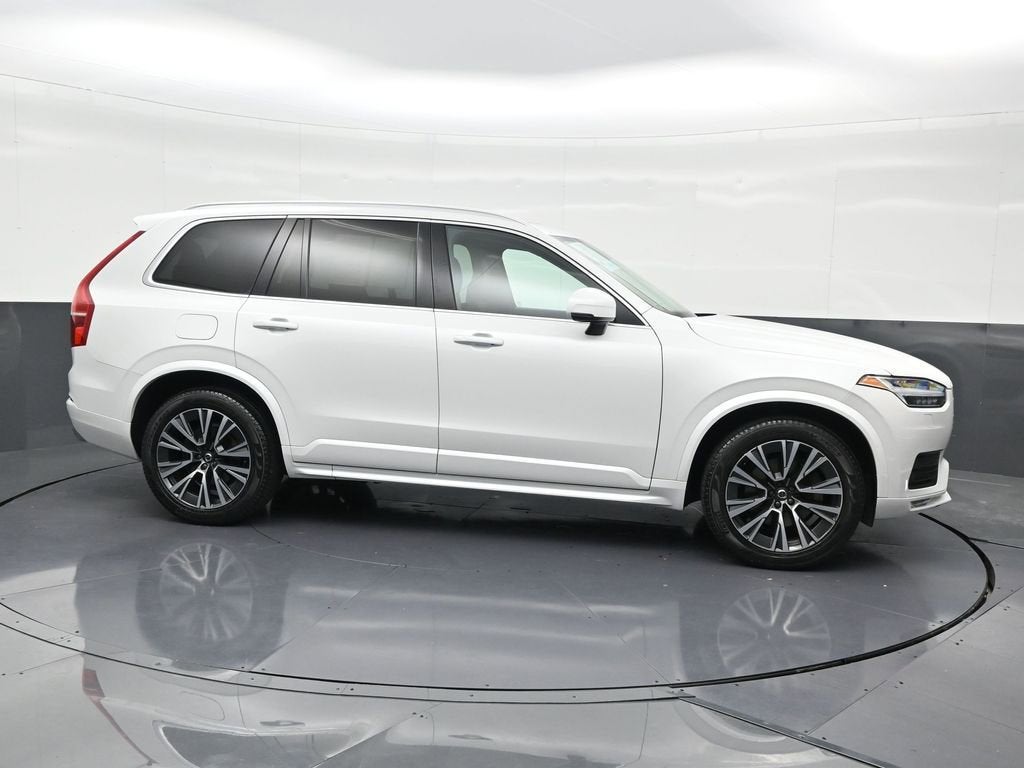 2021 Volvo XC90 Momentum