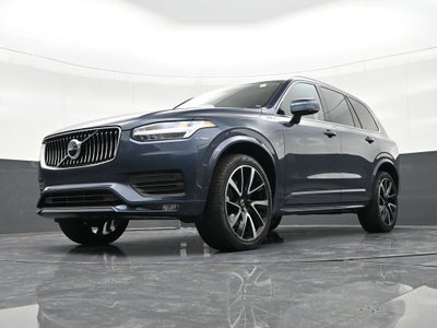 2022 Volvo XC90 Momentum