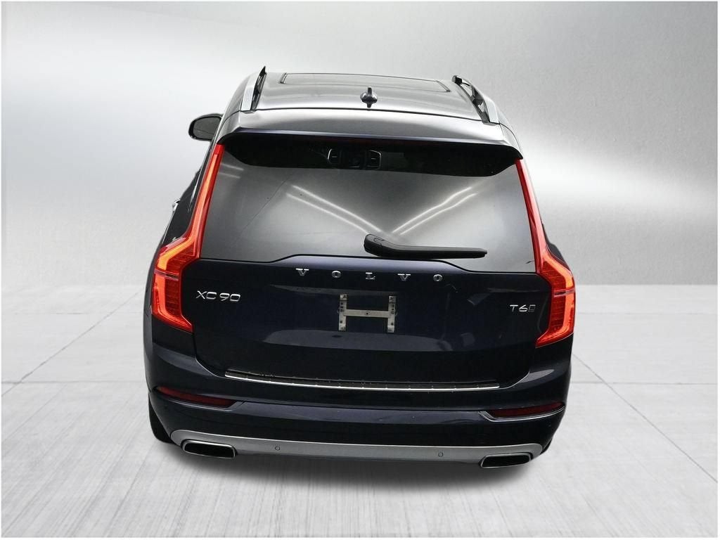 2017 Volvo XC90 T6 Momentum