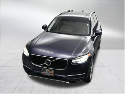 2017 Volvo XC90 T6 Momentum