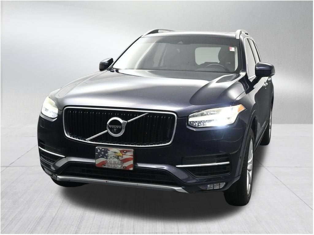 2017 Volvo XC90 T6 Momentum