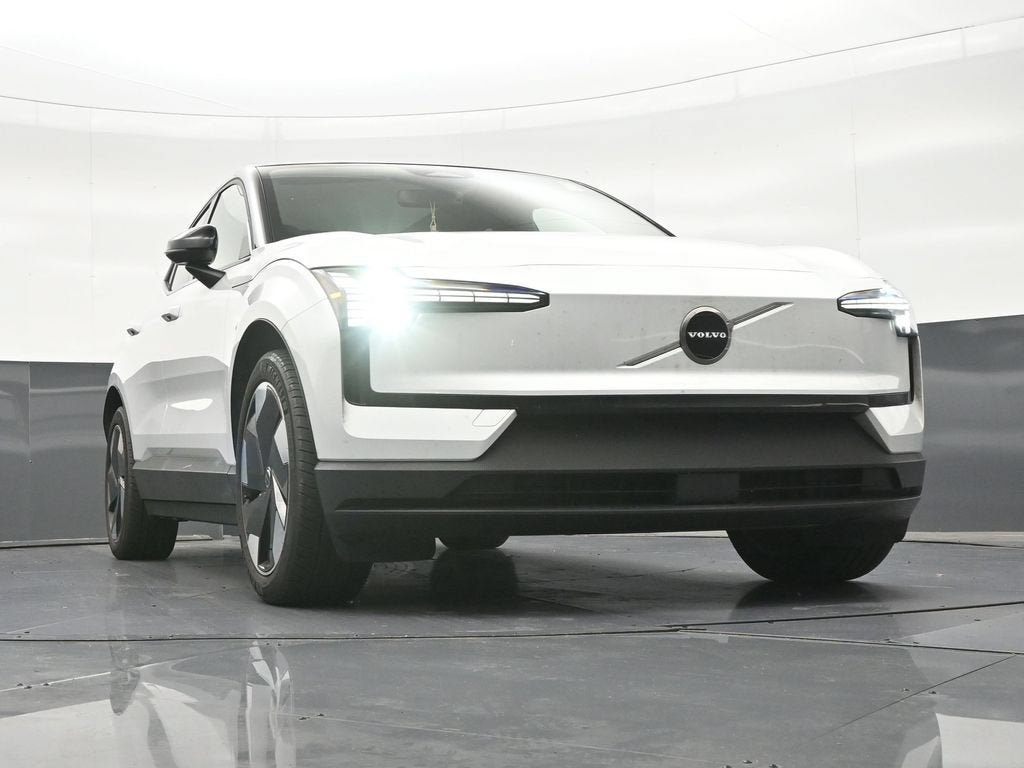 2025 Volvo EX30 Plus Twin Motor Performance, Fully electric