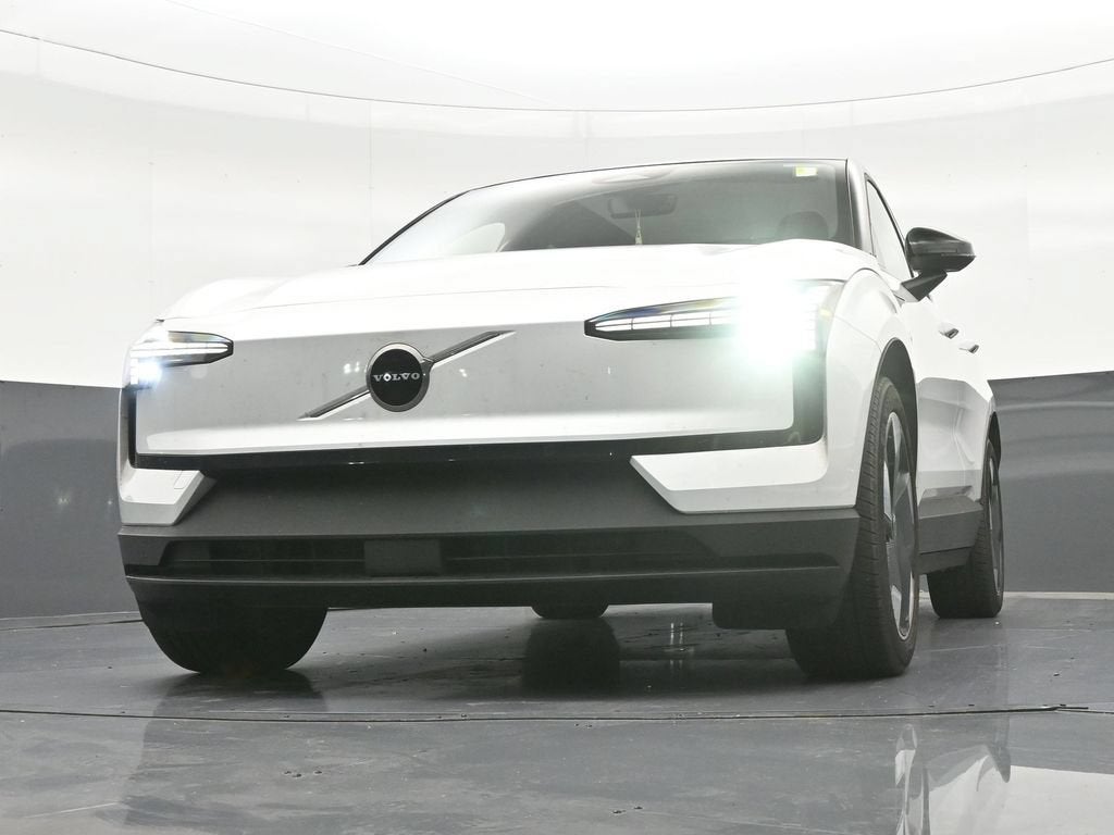 2025 Volvo EX30 Plus Twin Motor Performance, Fully electric