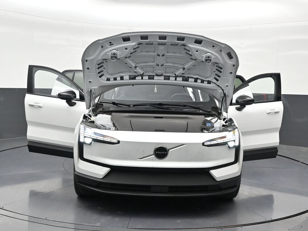 2025 Volvo EX30 Plus Twin Motor Performance, Fully electric
