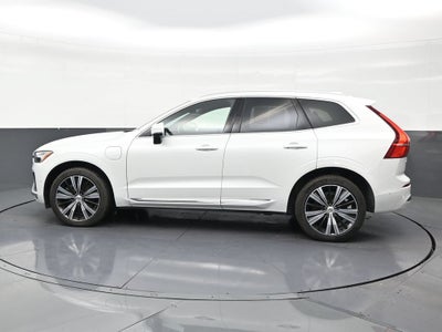 2023 Volvo XC60 Recharge Plug-In Hybrid T8 Plus Bright Theme
