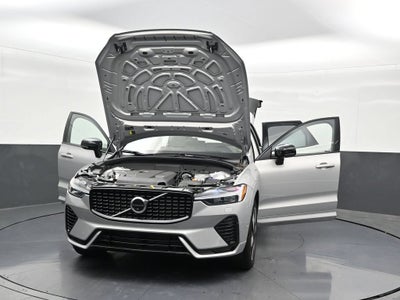 2024 Volvo XC60 Recharge Plug-In Hybrid T8 Ultimate Dark Theme