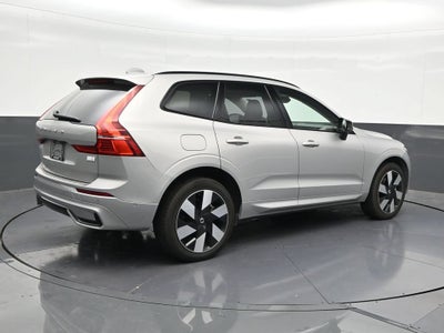 2024 Volvo XC60 Recharge Plug-In Hybrid T8 Ultimate Dark Theme