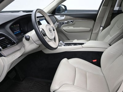 2025 Volvo XC90 Plug-In Hybrid Ultra