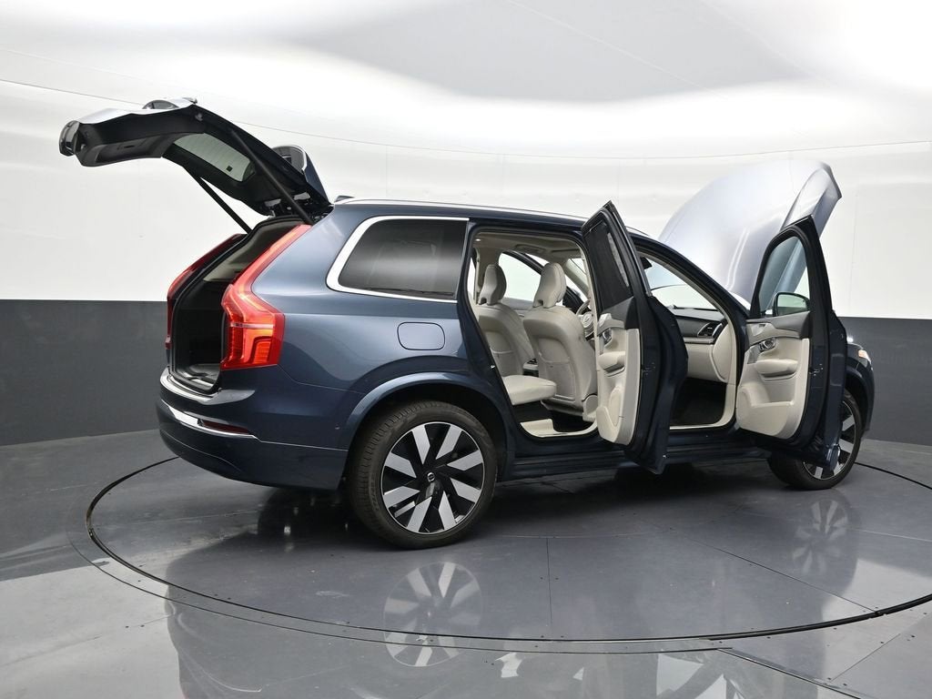 2025 Volvo XC90 Plug-In Hybrid Ultra