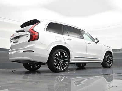 2025 Volvo XC90 Plug-In Hybrid Plus