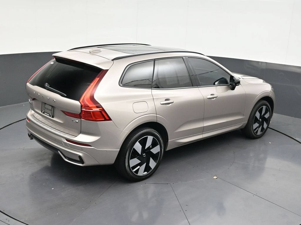 2025 Volvo XC60 Plug-In Hybrid Plus, T8 AWD Electric/Gasoline, Dark