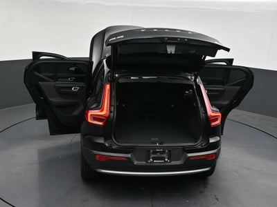 2023 Volvo XC40 B4 Core