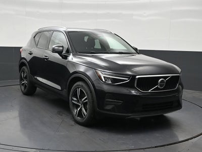 2023 Volvo XC40 B4 Core