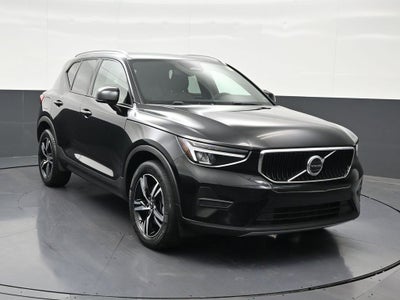 2023 Volvo XC40 Core
