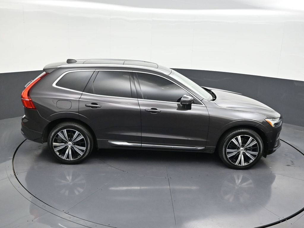 2023 Volvo XC60 Plus Bright Theme
