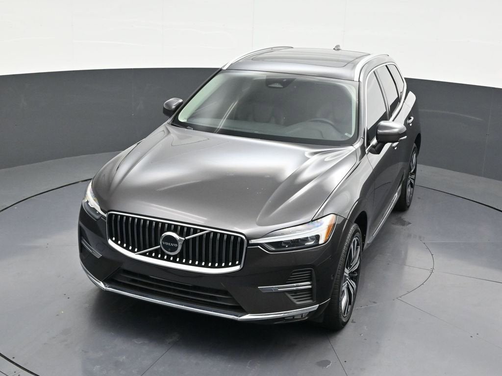 2023 Volvo XC60 Plus Bright Theme