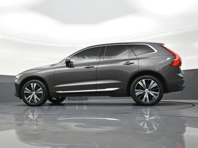 2023 Volvo XC60 Plus Bright Theme