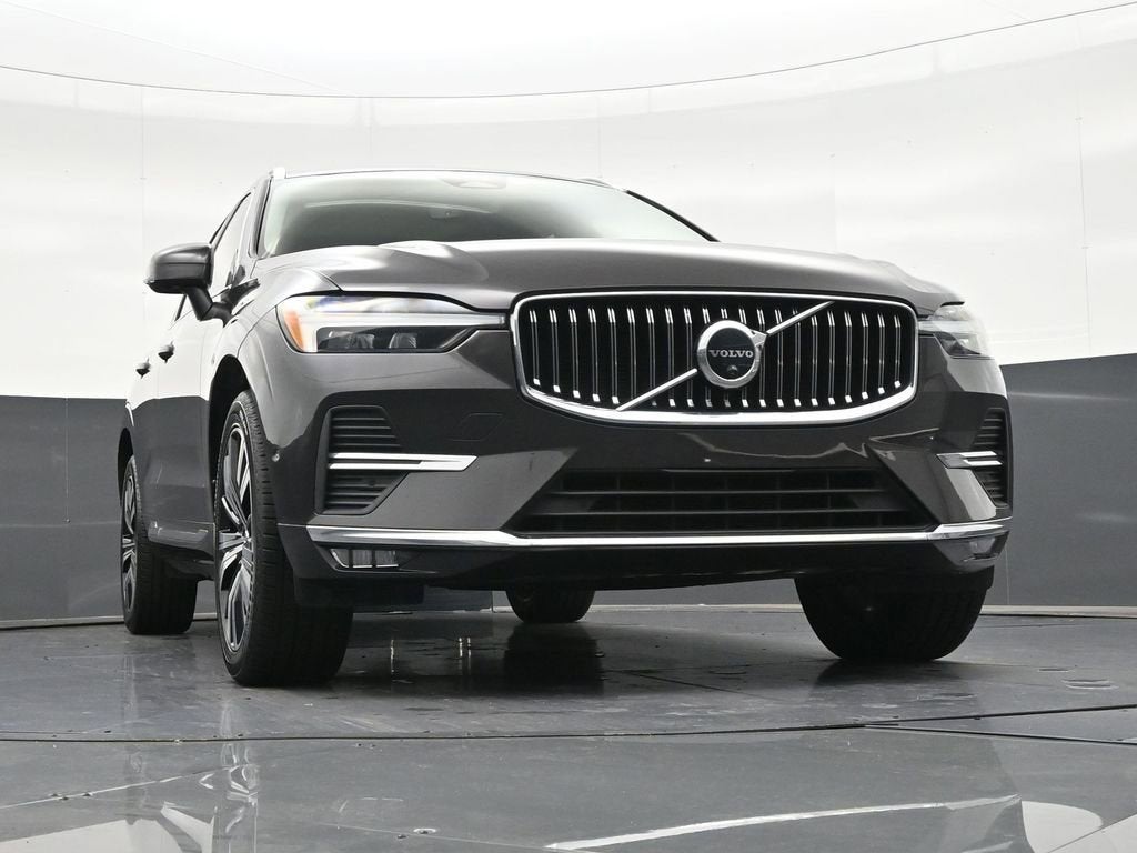 2023 Volvo XC60 Plus Bright Theme