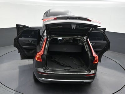 2023 Volvo XC60 Plus Bright Theme