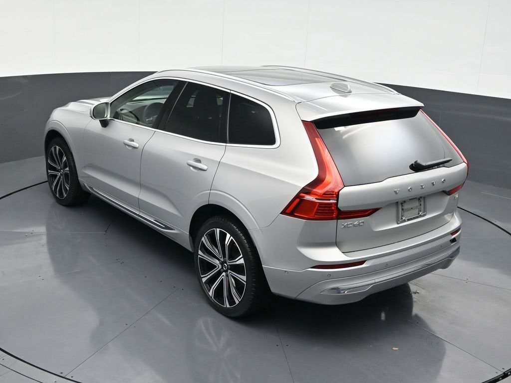 2023 Volvo XC60 Ultimate Bright Theme
